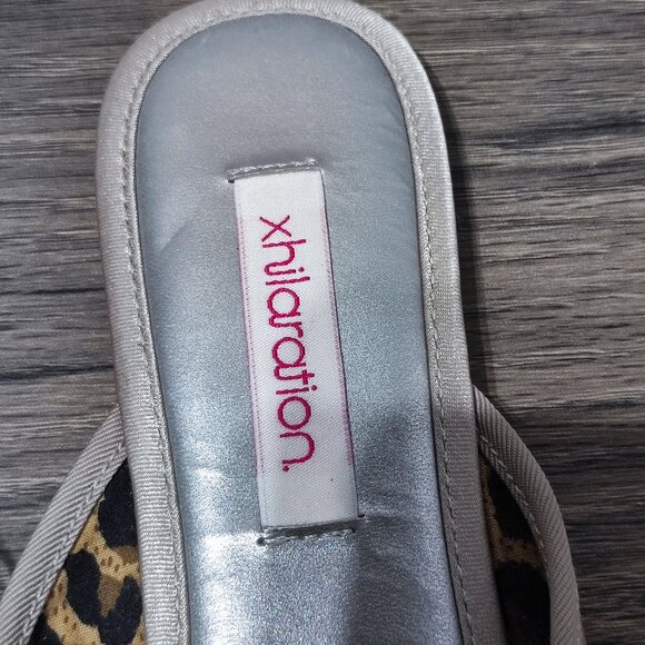 Xhilaration Shayla flats women's size 7M SilverSatin Mule Cushioned Insoles NWT - Picture 6 of 12